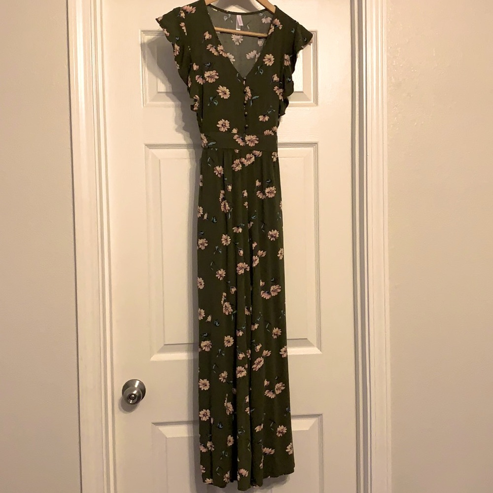 Xhilaration long jumpsuit with pockets
